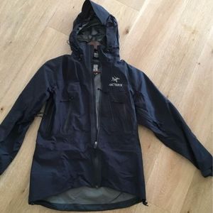 Arc'teryx Theta AR Jacket